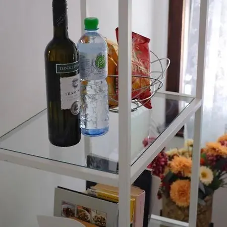 Livio's Place * لابين