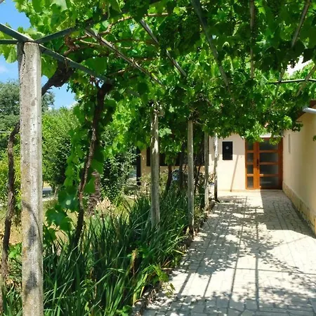 Livio's Place شقة